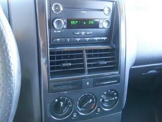 Ford Explorer 2010 photo 3