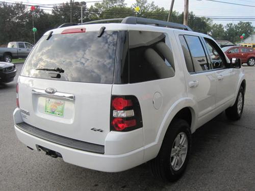 Ford Explorer 2010 photo 3