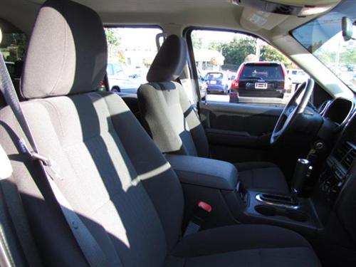 Ford Explorer 2010 photo 4