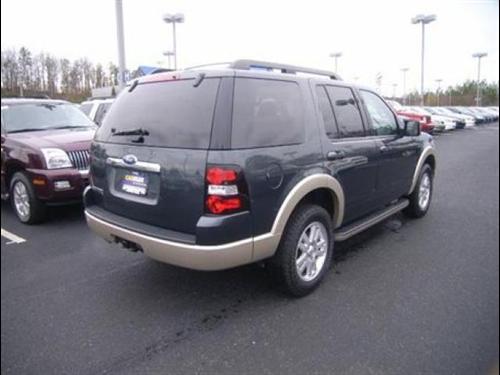 Ford Explorer 2010 photo 4
