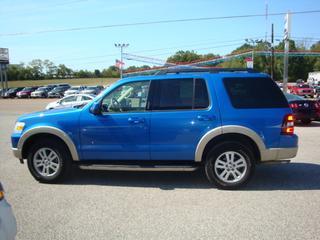 Ford Explorer 2010 photo 2