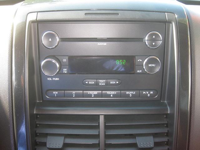 Ford Explorer 2010 photo 3