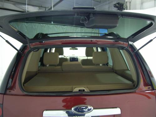 Ford Explorer 2010 photo 4