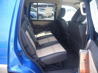 Ford Explorer 2010 photo 3