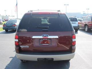 Ford Explorer 2010 photo 4