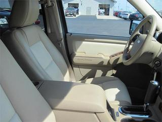 Ford Explorer 2010 photo 5