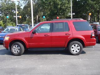 Ford Explorer 2010 photo 1