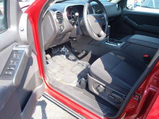 Ford Explorer 2010 photo 3