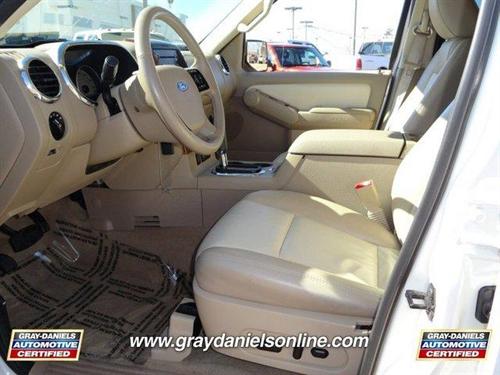 Ford Explorer 2010 photo 2