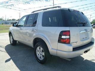 Ford Explorer 2010 photo 3