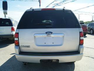 Ford Explorer 2010 photo 4