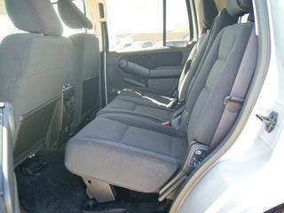 Ford Explorer 2010 photo 5