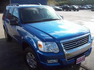 Ford Explorer 2010 photo 2