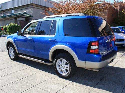 Ford Explorer 2010 photo 2