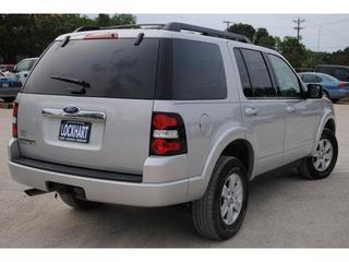 Ford Explorer 2010 photo 2