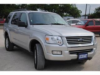 Ford Explorer 2010 photo 3