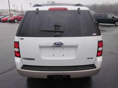 Ford Explorer 2010 photo 1