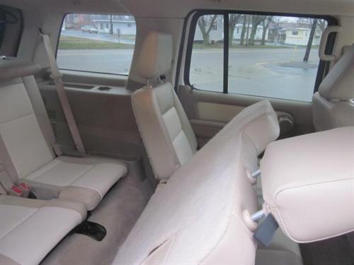 Ford Explorer 2010 photo 3