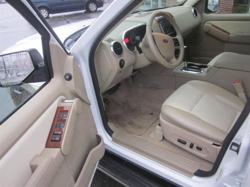 Ford Explorer 2010 photo 4