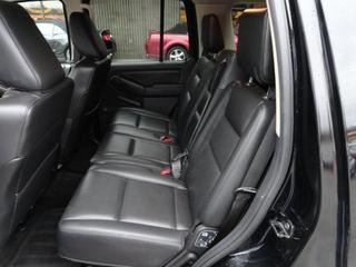 Ford Explorer 2010 photo 2