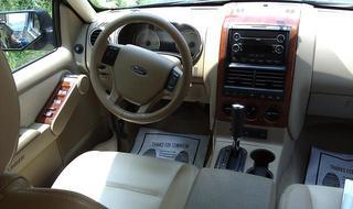 Ford Explorer 2010 photo 4