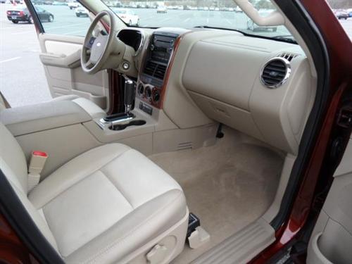 Ford Explorer 2010 photo 2