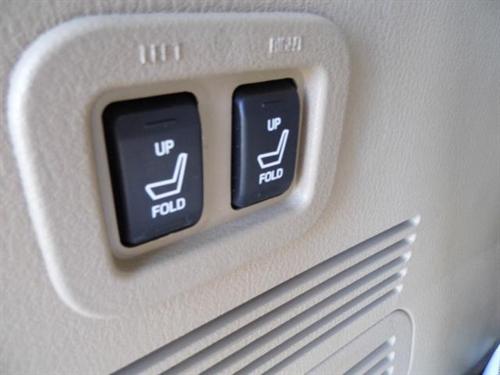 Ford Explorer 2010 photo 4