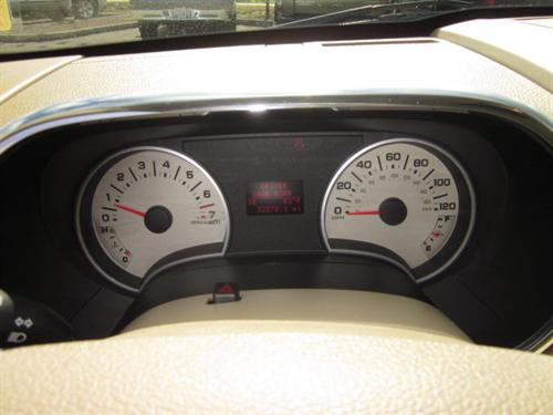 Ford Explorer 2010 photo 3