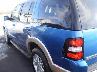 Ford Explorer 2010 photo 2