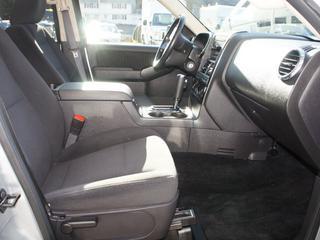 Ford Explorer 2010 photo 2