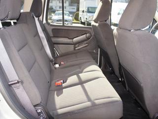 Ford Explorer 2010 photo 3