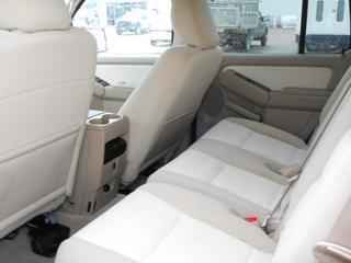 Ford Explorer 2010 photo 4