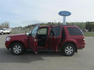 Ford Explorer 2010 photo 2