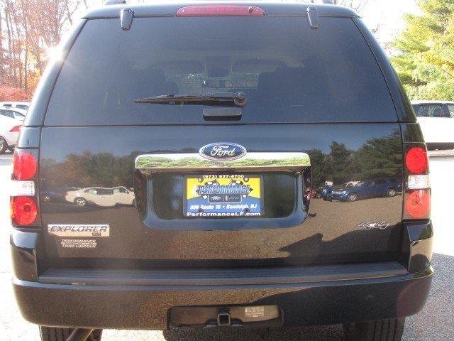 Ford Explorer 2010 photo 3