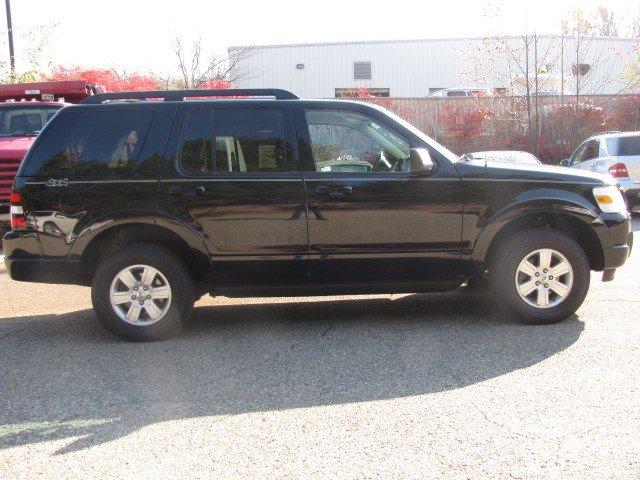 Ford Explorer 2010 photo 5