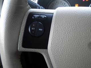 Ford Explorer 2010 photo 3