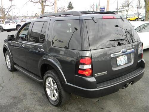 Ford Explorer 2010 photo 3