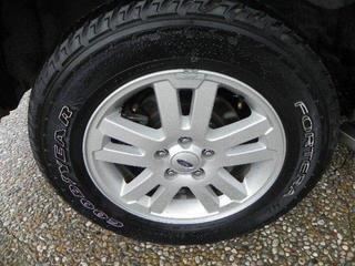 Ford Explorer 2010 photo 3