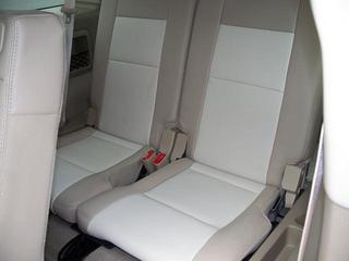 Ford Explorer 2010 photo 1