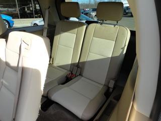 Ford Explorer 2010 photo 3