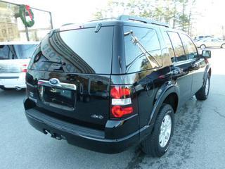 Ford Explorer 2010 photo 2