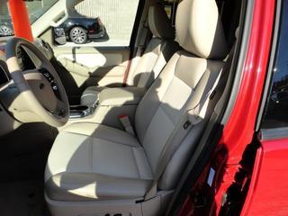 Ford Explorer 2010 photo 1