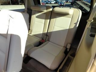 Ford Explorer 2010 photo 3