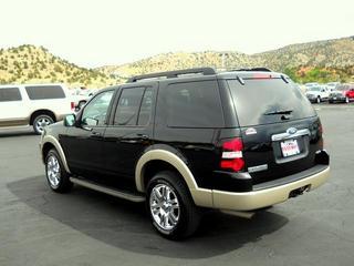 Ford Explorer 2010 photo 2