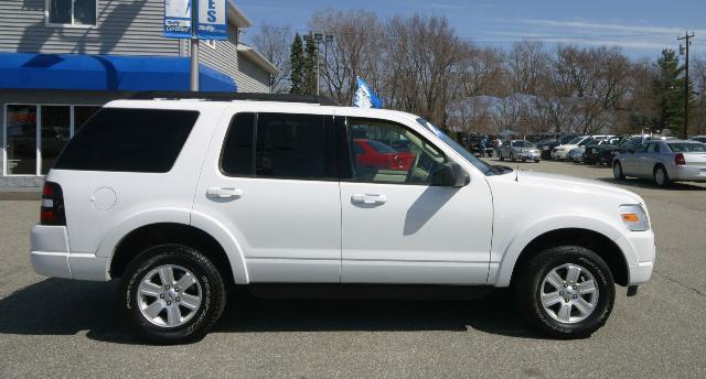 Ford Explorer 2010 photo 4