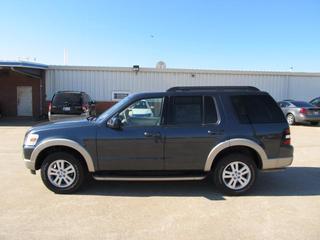 Ford Explorer 2010 photo 1