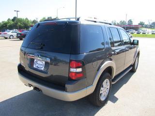 Ford Explorer 2010 photo 2