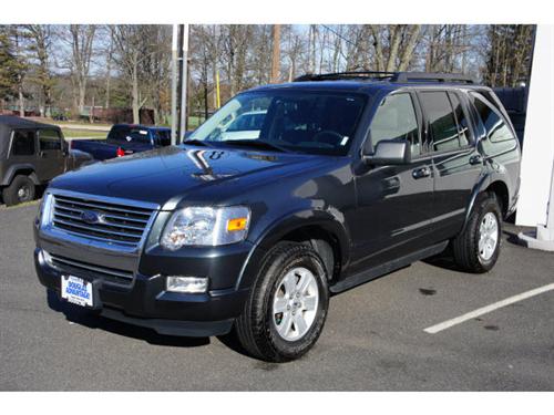 Ford Explorer 2010 photo 2