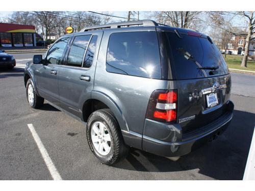 Ford Explorer 2010 photo 4
