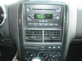 Ford Explorer 2010 photo 2